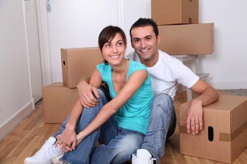 Local moving truck service for furniture and boxes in Belgravia